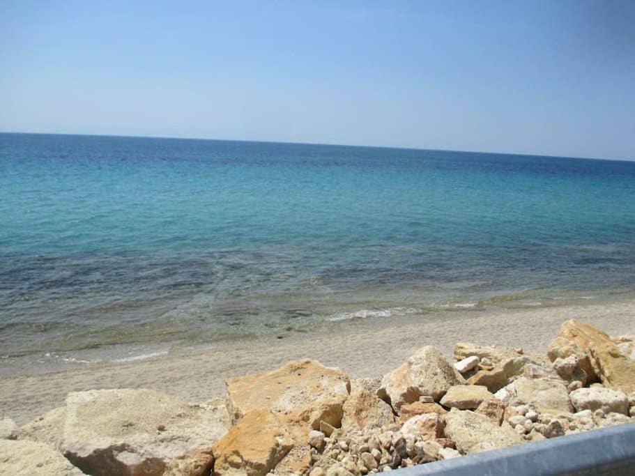 Seaside Beach House Siviri Exterior foto